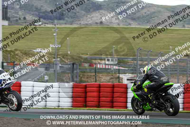 cadwell no limits trackday;cadwell park;cadwell park photographs;cadwell trackday photographs;enduro digital images;event digital images;eventdigitalimages;navarra;no limits trackdays;peter wileman photography;racing digital images;trackday digital images;trackday photos